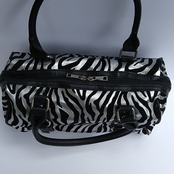 Tote - Picture 3 of 4